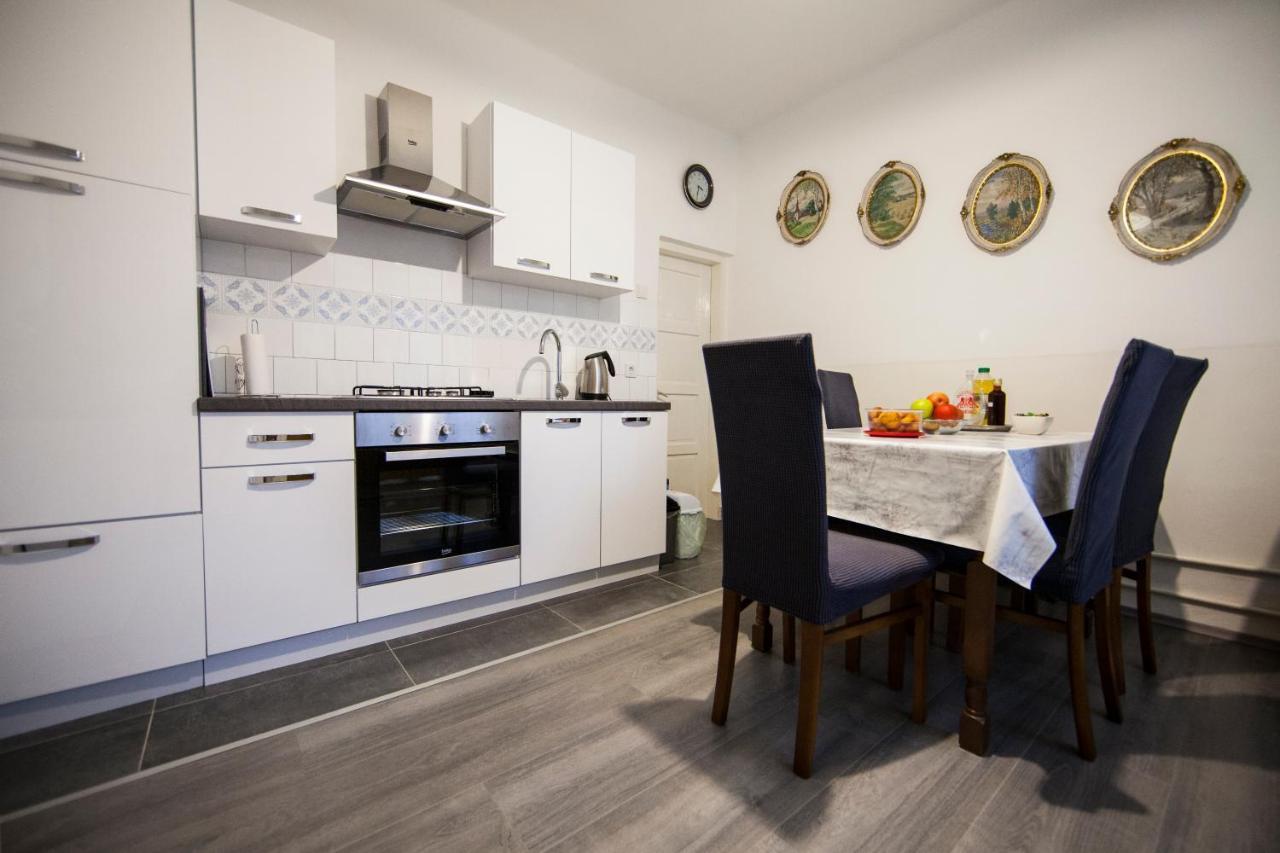 Apartman Kuca 150 Mala Subotica エクステリア 写真