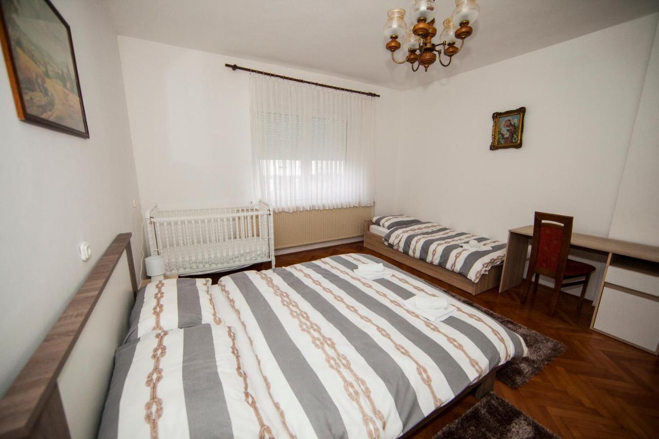 Apartman Kuca 150 Mala Subotica エクステリア 写真